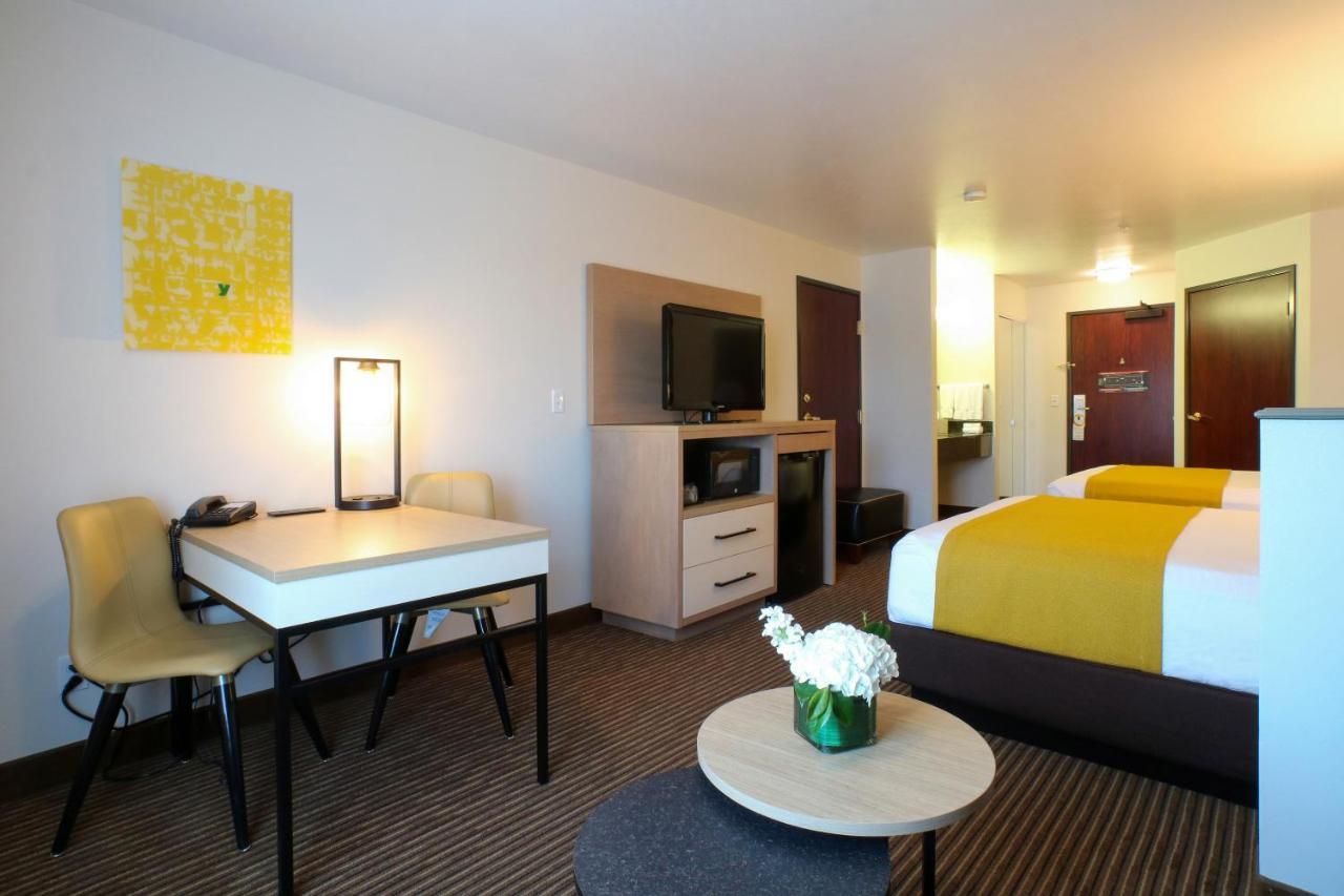 Oxford Suites Spokane Valley Exterior foto