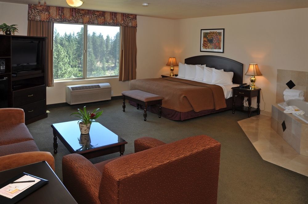 Oxford Suites Spokane Valley Exterior foto